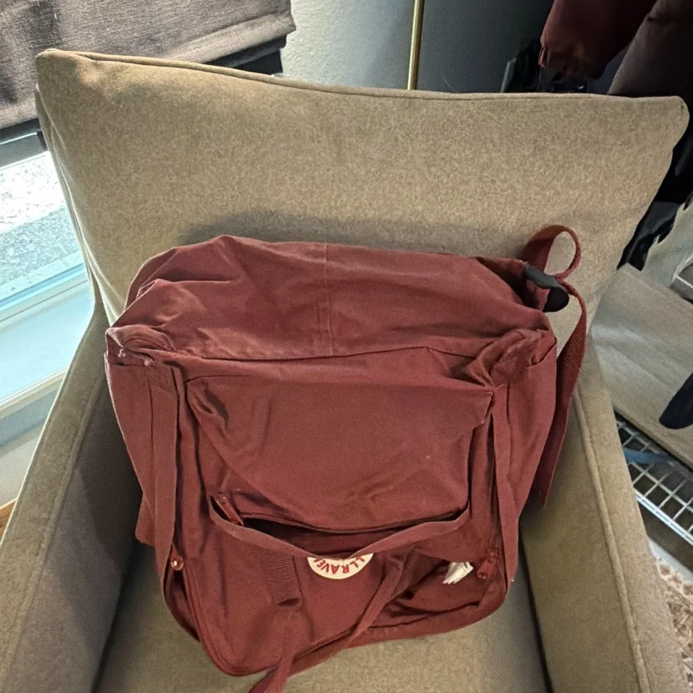 Fjällräven Kånken Red Zip Backpack Fits 13